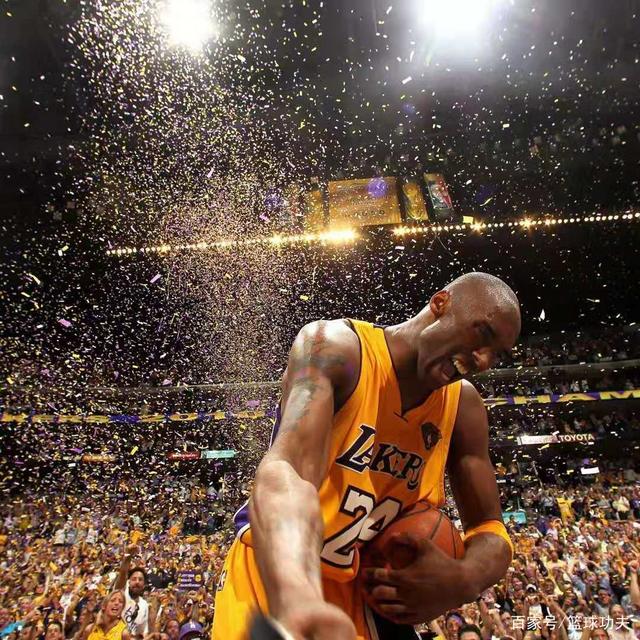 地当场鼓掌 地当场鼓掌